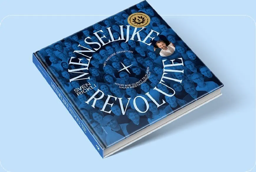Omslag van het boek Menselijke Revolutie van Sven Rickli